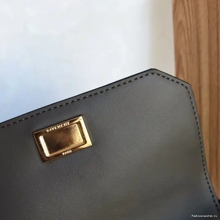 Fashionrepsfam ru Givenchy Bags 1910GIV0004 0726